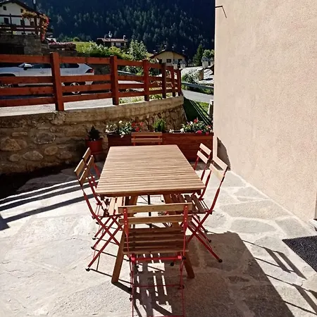 Casa Il Granaio Holiday home La Thuile
